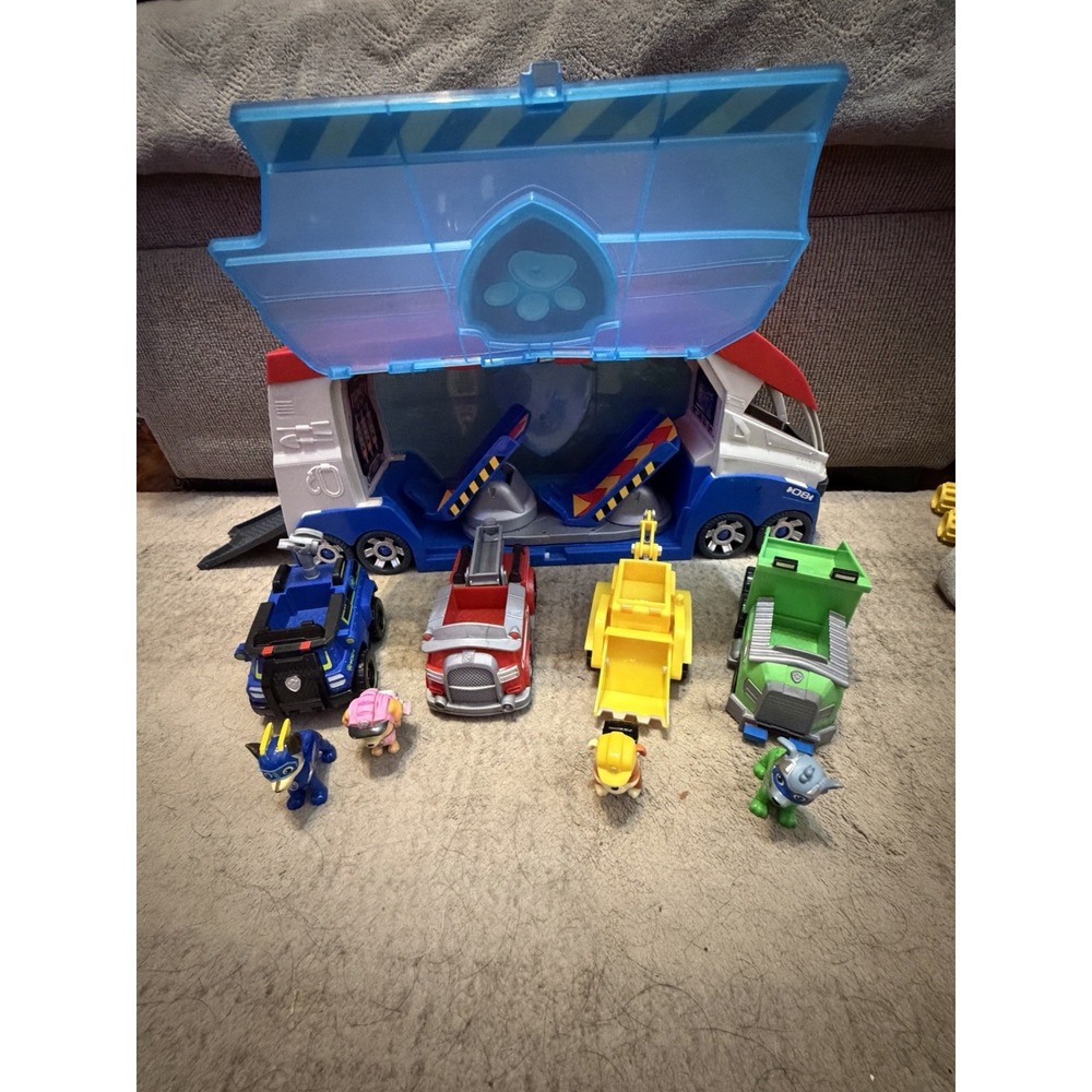PAW Patrol Paw Patroller Truck Lot 4 Vehicles 4 Pup Figures Spin Master Works